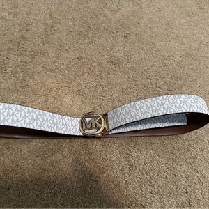 Michael Kors women’s reversible belt